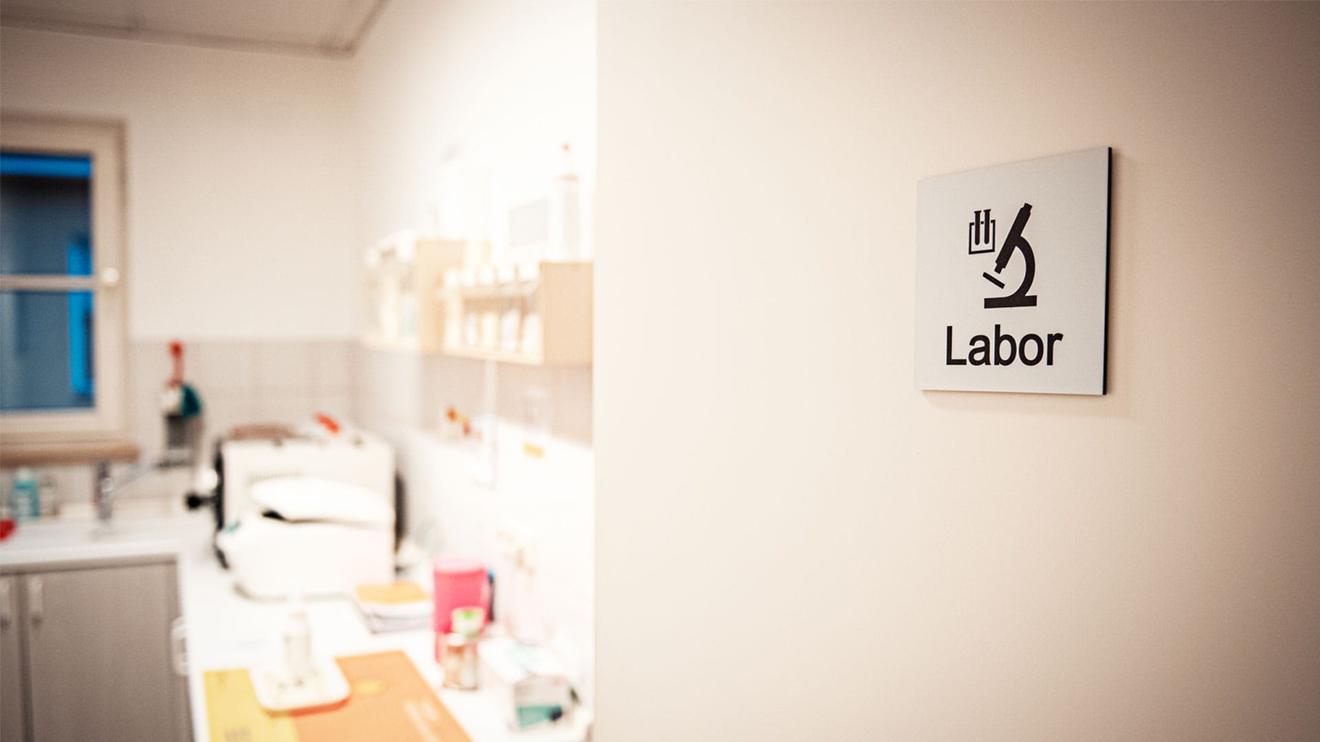 Neurologie Coburg Praxis Bild Labor